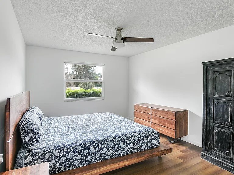 1401 Pelham Rd — Photo 30