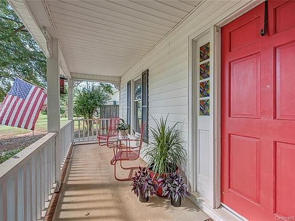 5th image of 2507 Winterfield Dr