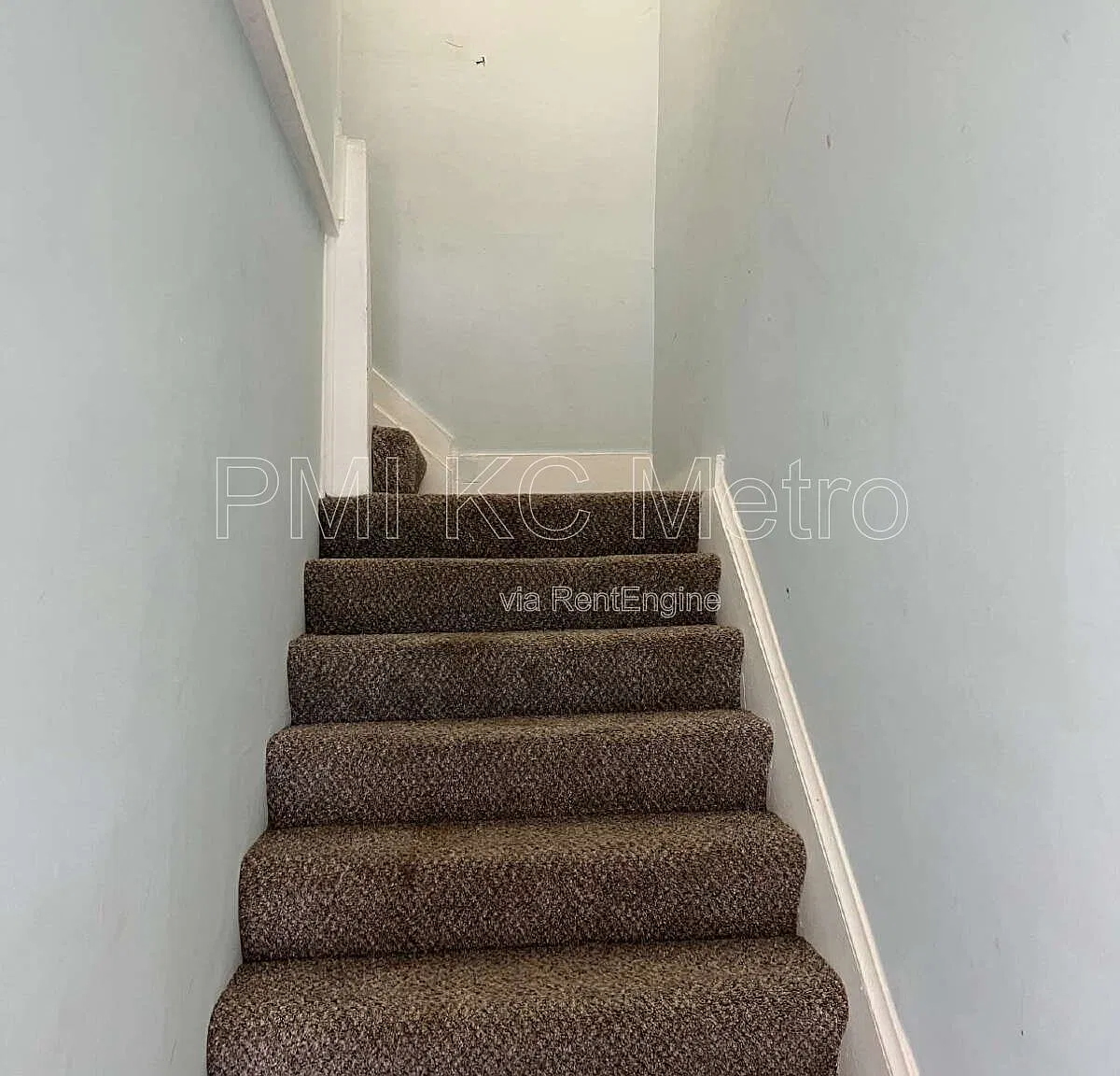 1 bed, 1.0 bath, 700 sqft, $800 — Photo 3