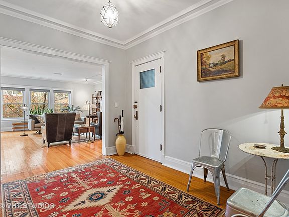 5th image of 1114 W Columbia Ave APT 2E