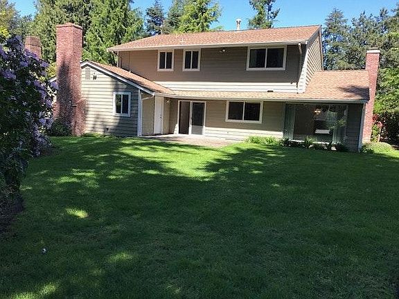 2nd image of 14411 NE 10th Pl