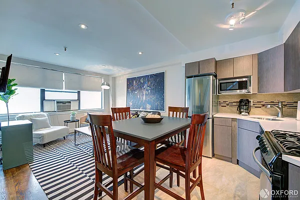 Rented by Oxford Property Group | media 26