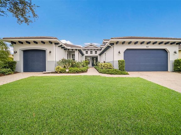 3rd image of 921 RIVERSCAPE STREET