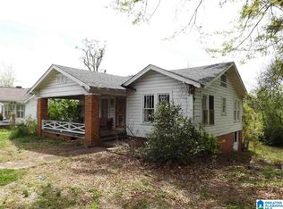 526 Oak St, Bessemer, AL 35022