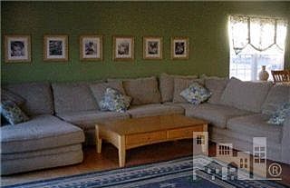 3rd image of 604 NE Lanvale Hills Circle