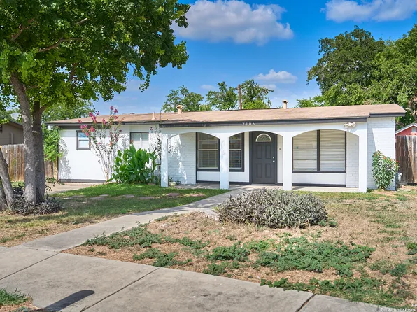 2106 RAWHIDE LN, San Antonio, TX 78227