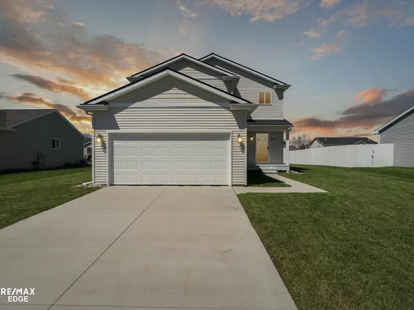 3128 Dahlia Dr, Burton, MI 48519