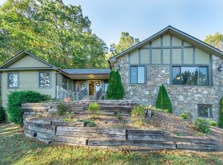 1227 Rocky Knob Rd, Waynesville, NC 28786