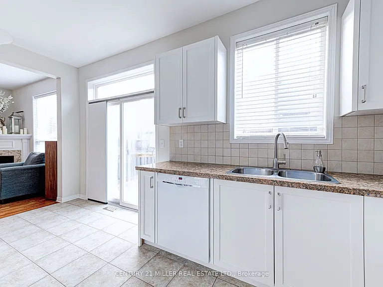 4673 Leanna Heights Rd — Photo 14