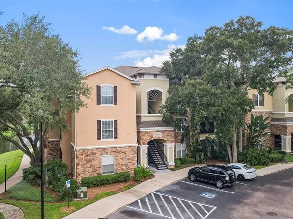 10105 COURTNEY OAKS CIRCLE #203, TAMPA, FL 33619