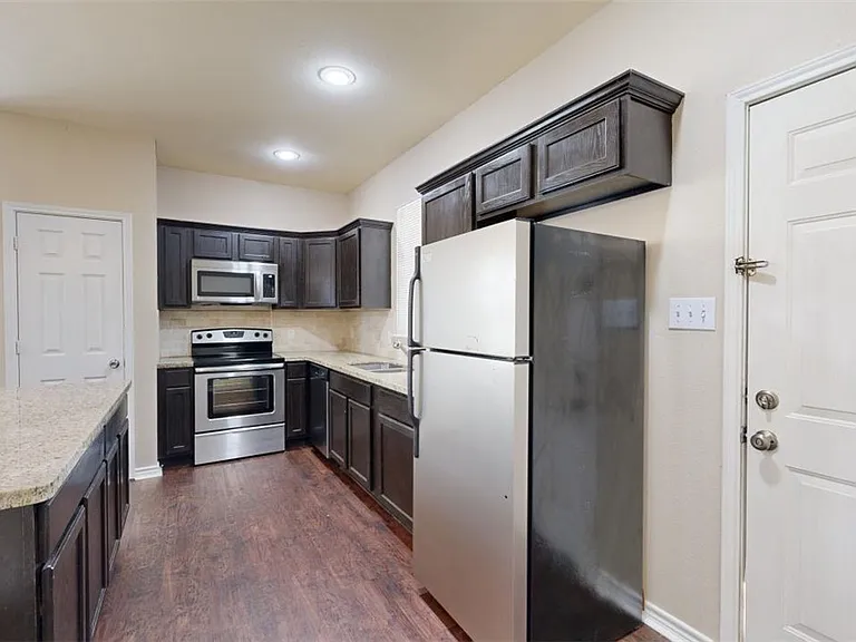 205A Sterling St — Photo 11
