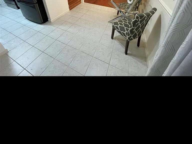 1323 River Rock Dr — Photo 3