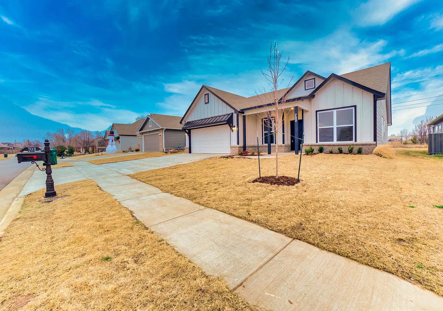4 Bedroom Capital Home In Sand Springs — Photo 1