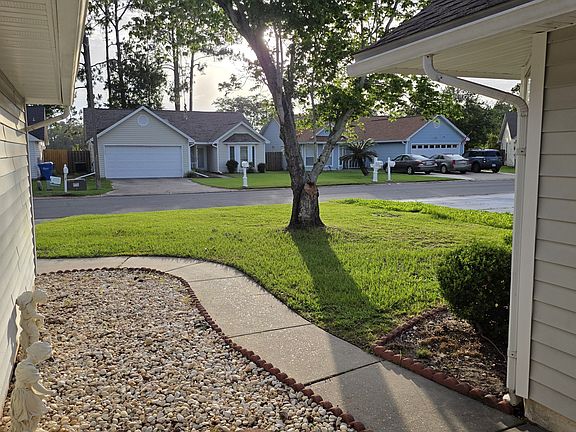 3rd image of 139 Heritage Cir
