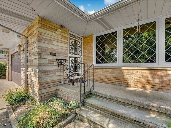 4th image of 1848 Dunellon Dr