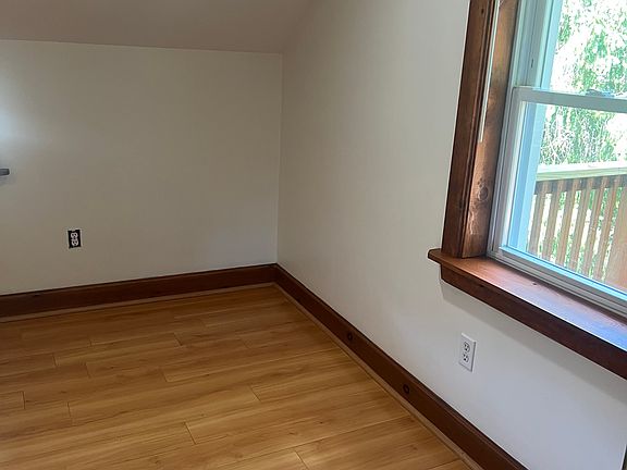 5th image of 5961 Sirrine Rd #2