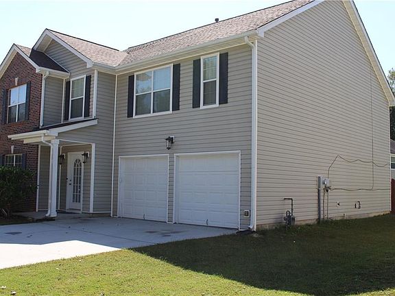 3rd image of 4465 Ivy Fork Dr