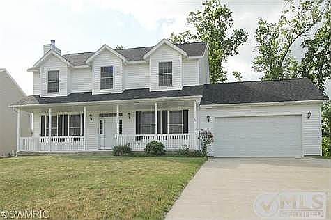 1st image of 153 Kensington Cir
