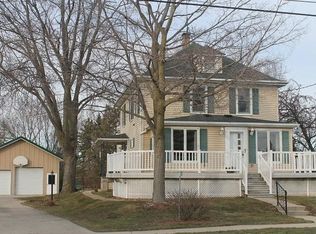W1260 Marietta Ave, Ixonia, WI 53036