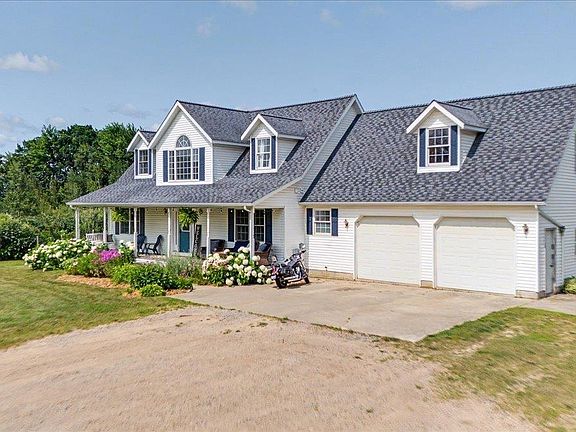 5th image of 3186 Lake George Rd