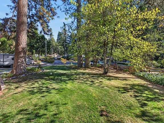 4th image of 6861 Ridgeway Dr