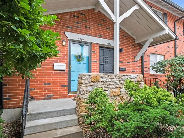 9589 Outlook Dr, Overland Park, KS 66207