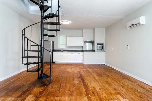 52 Albemarle Pl #25 — Photo 4