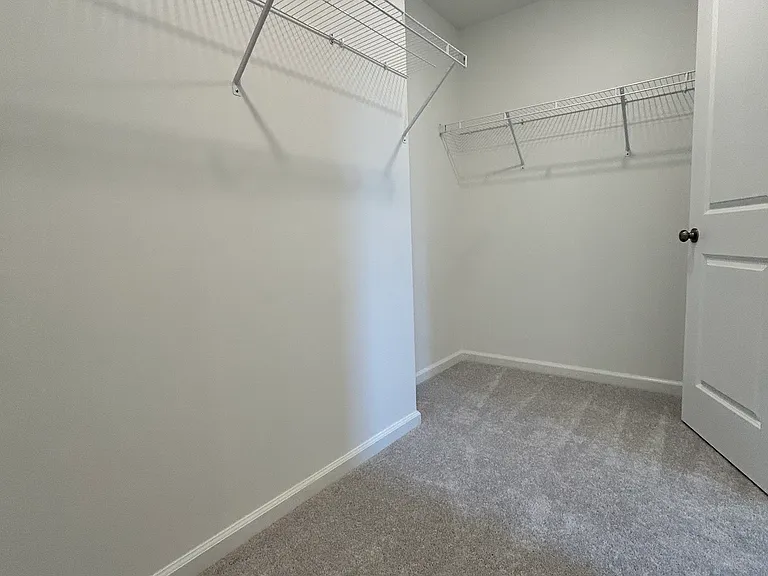 151 Hanover Dr — Photo 31