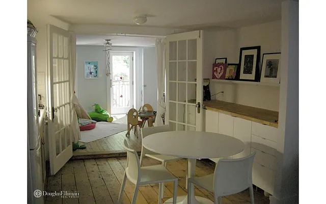 Rented by Douglas Elliman | media 4