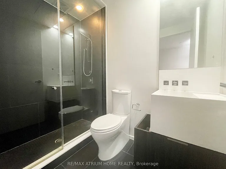 1 Bloor St E #1809 — Photo 24