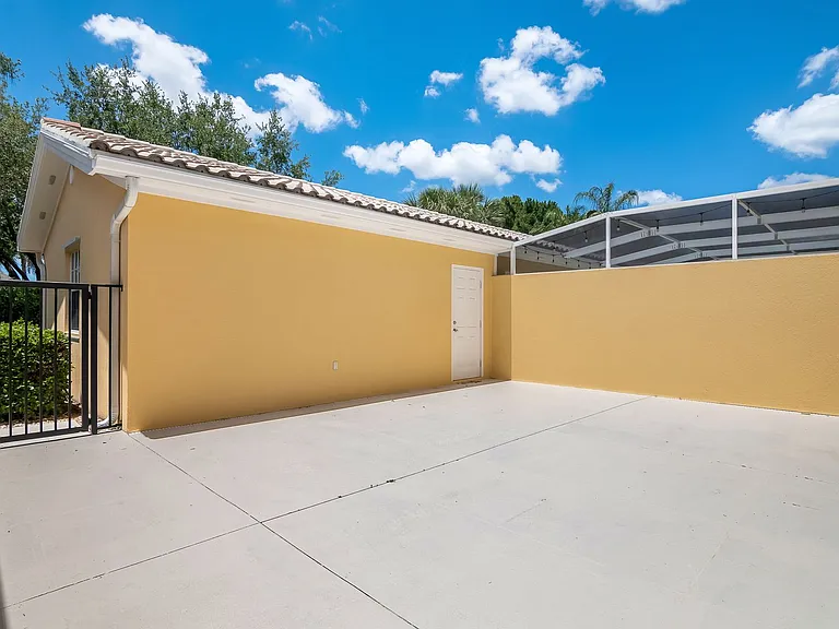 28608 Alessandria Cir — Photo 28