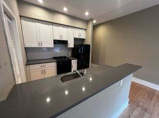 732 Terrace St #B, Philadelphia, PA 19128