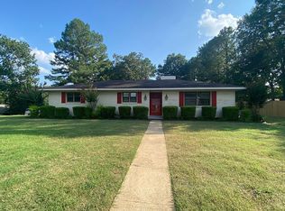 805 Shoshoni Dr, Jonesboro, AR 72401