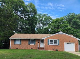 316 Sourwood Dr, Hampton, VA 23666