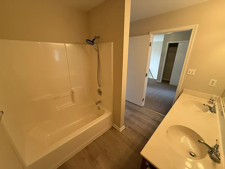 83 Winterberry Ct — Photo 20