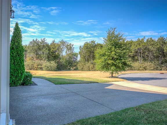4th image of 8828 Caswick Ct