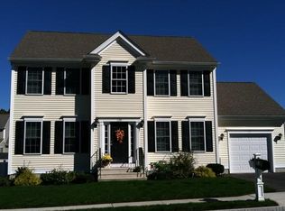 120 Tarkiln Pl, New Bedford, MA 02745