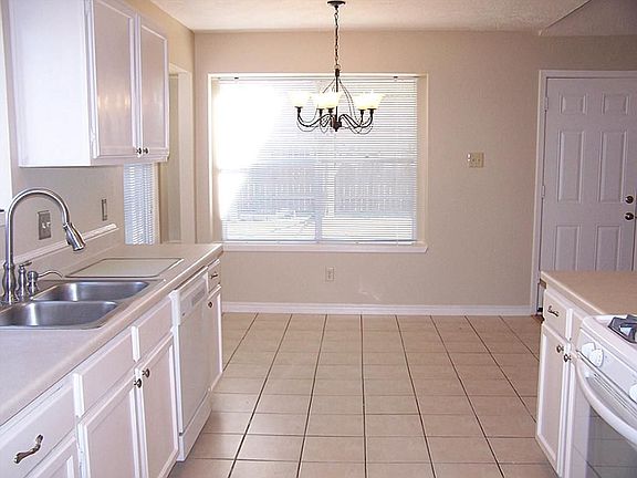 2nd image of 2611 Northern Dr