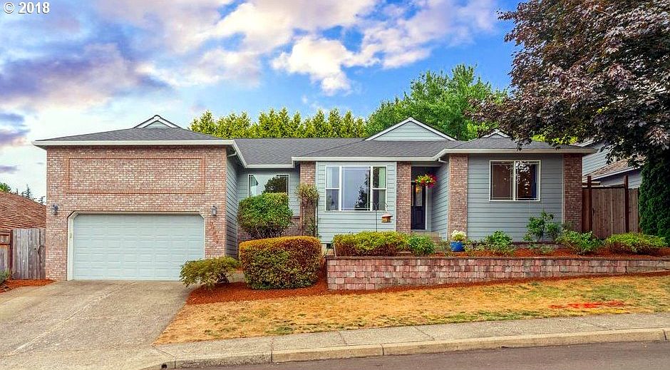 2nd image of 15076 SE Diamond Dr