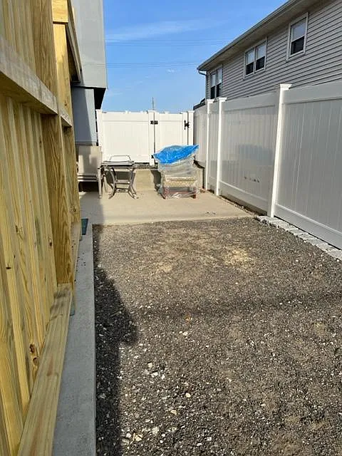302 Portsmouth Ave — Photo 3