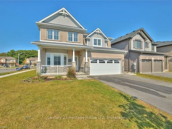 14 Overholt Dr, Thorold, ON L2V 0G5
