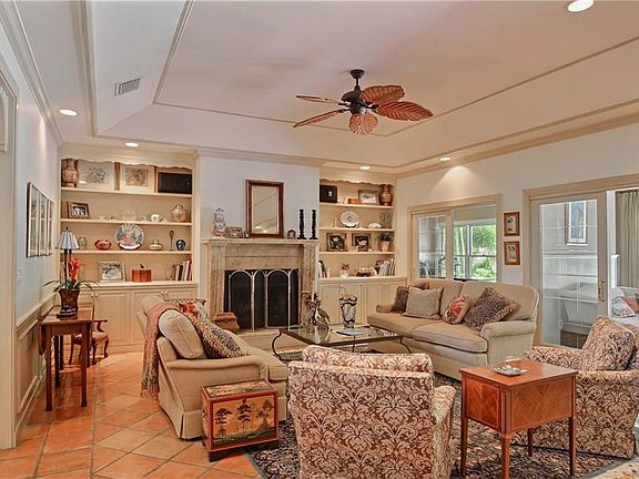 5th image of 1620 Seagrove Dr W