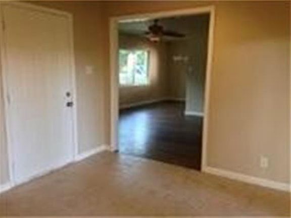 3rd image of 1220 Fair Oaks Dr