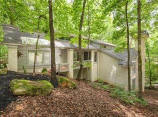 9075 Martin Rd, Roswell, GA 30076