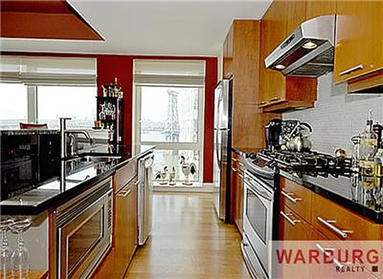 Rented by Warburg | media 29