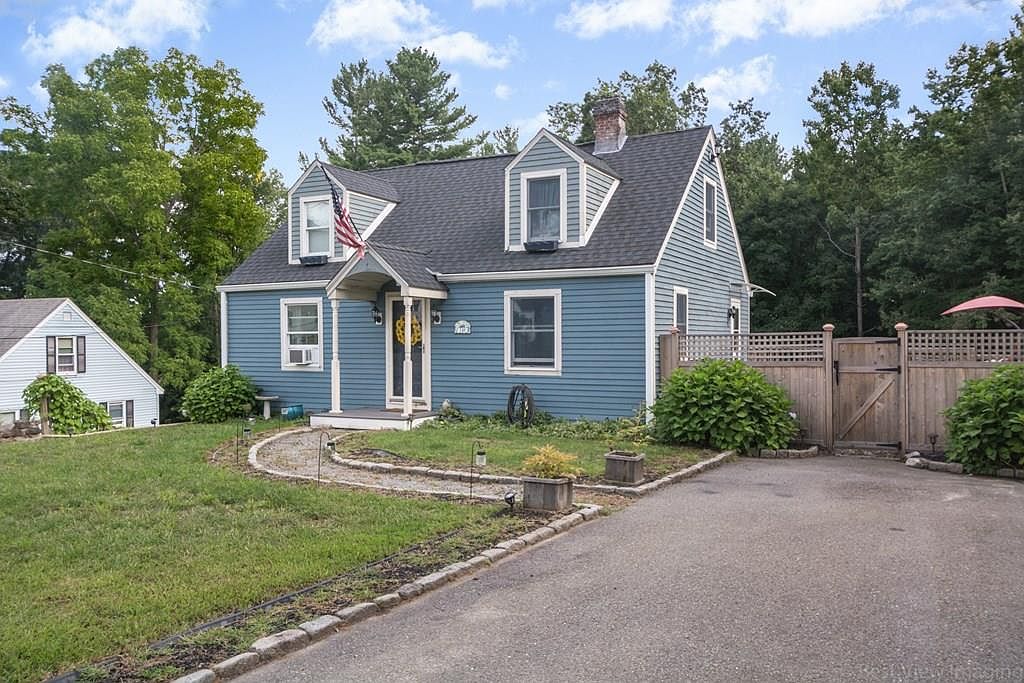 148 Sterling Rd, Lancaster, MA 01523 Zillow