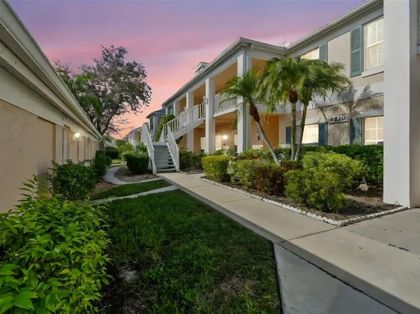 4210 Caddie Dr E APT 202, Bradenton, FL 34203