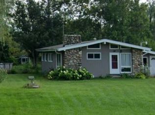27504 H Dr N, Albion, MI 49224