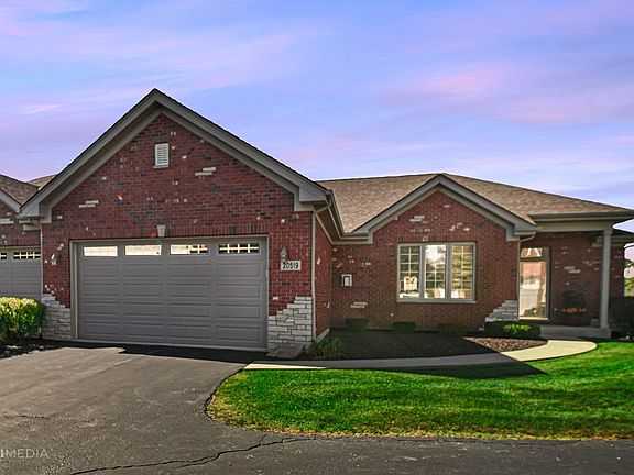 2nd image of 20519 Oak Ct #403