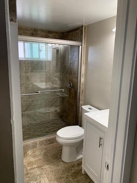 1st image of 1220 W Olive St APT 2